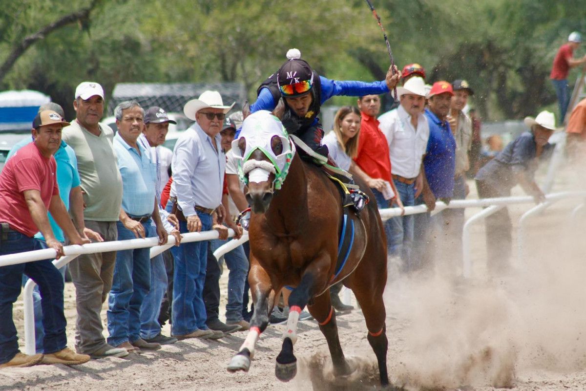 Carreras de caballos: emoción y tradición en el 255 aniversario de Casas